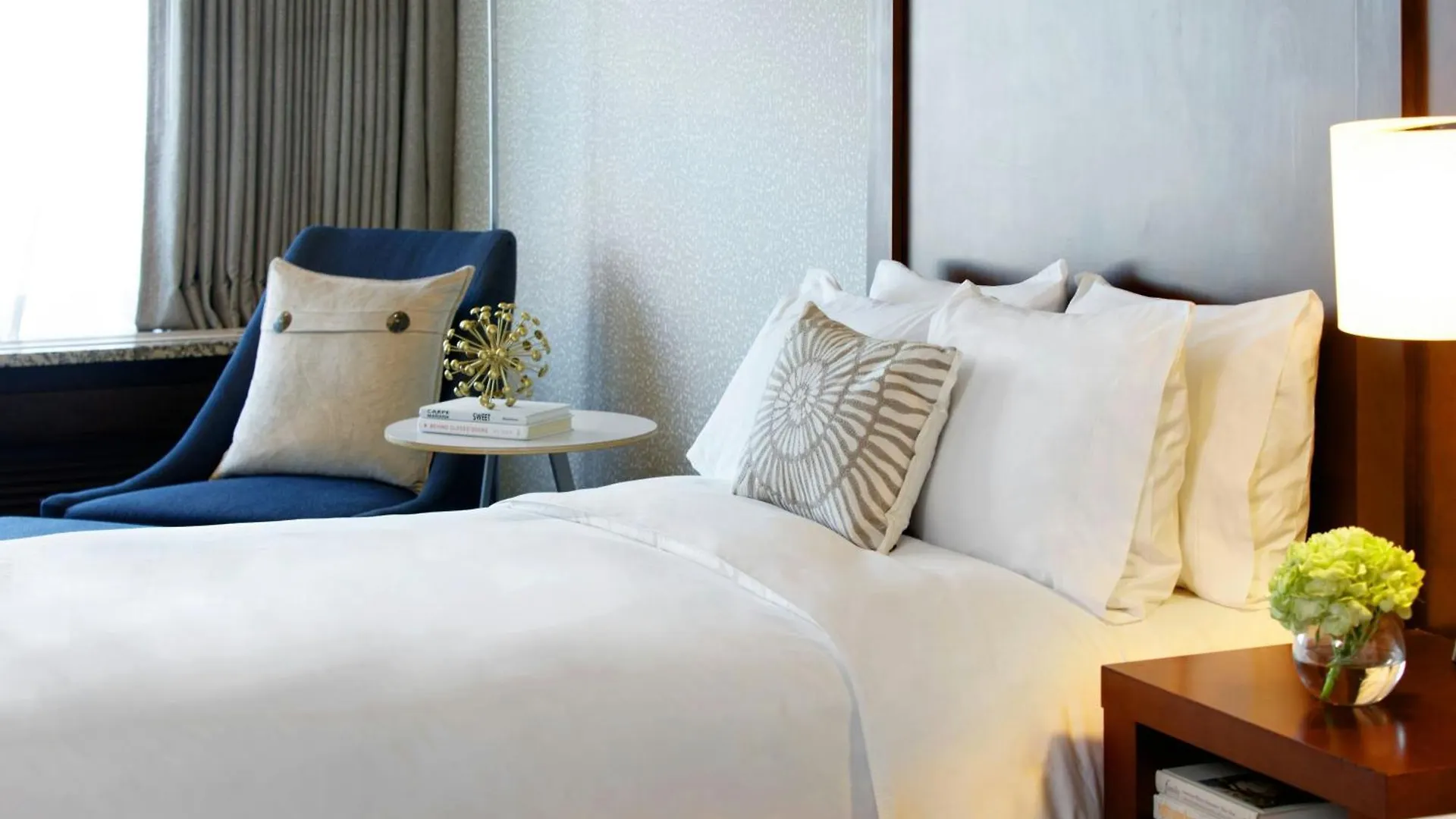 Renaissance Seattle Hotel