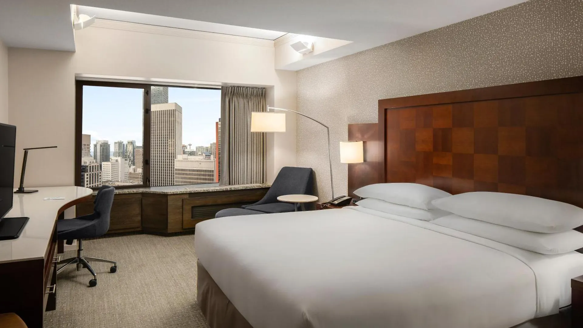 Renaissance Seattle Hotel