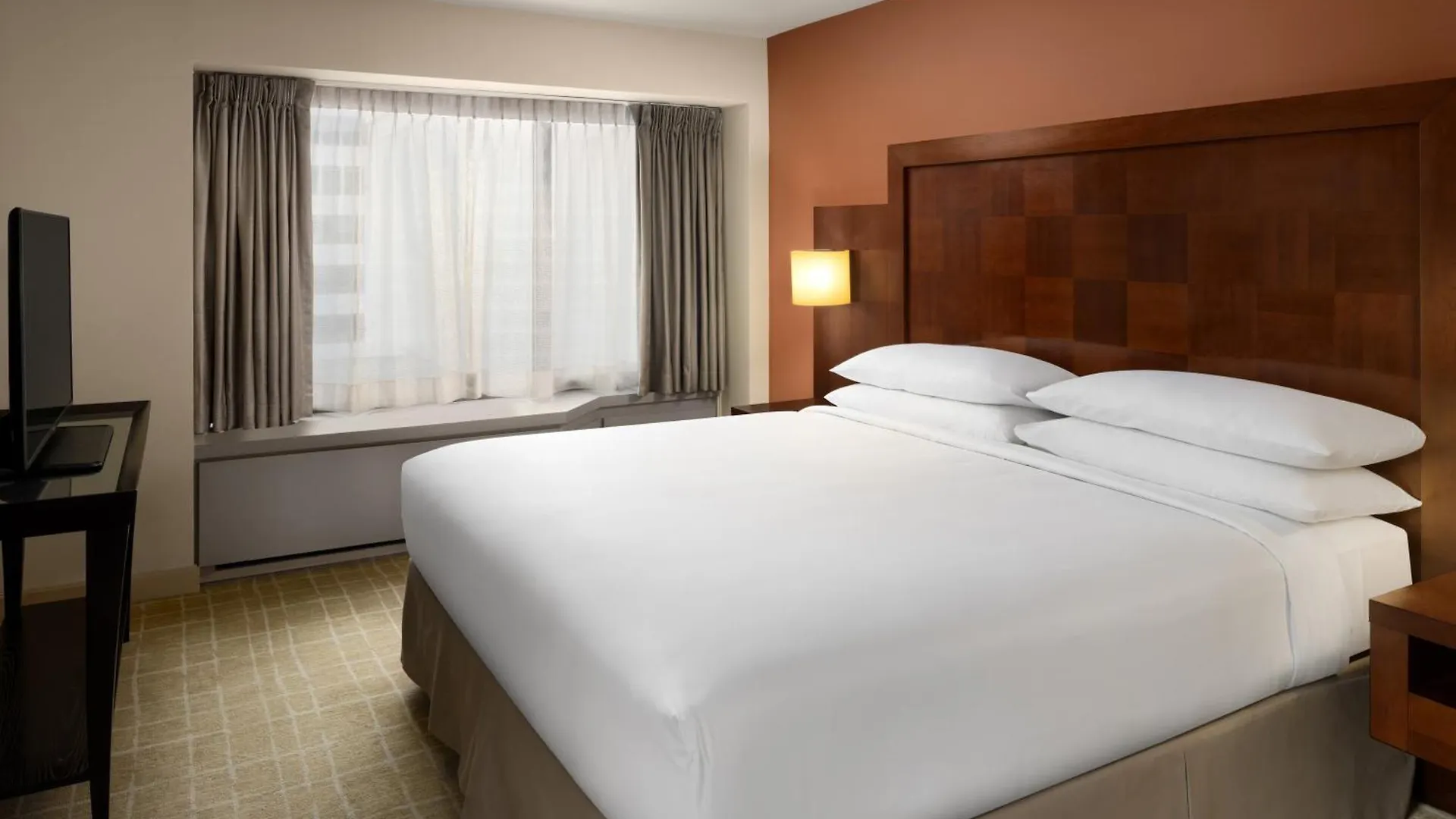 Renaissance Seattle Hotel