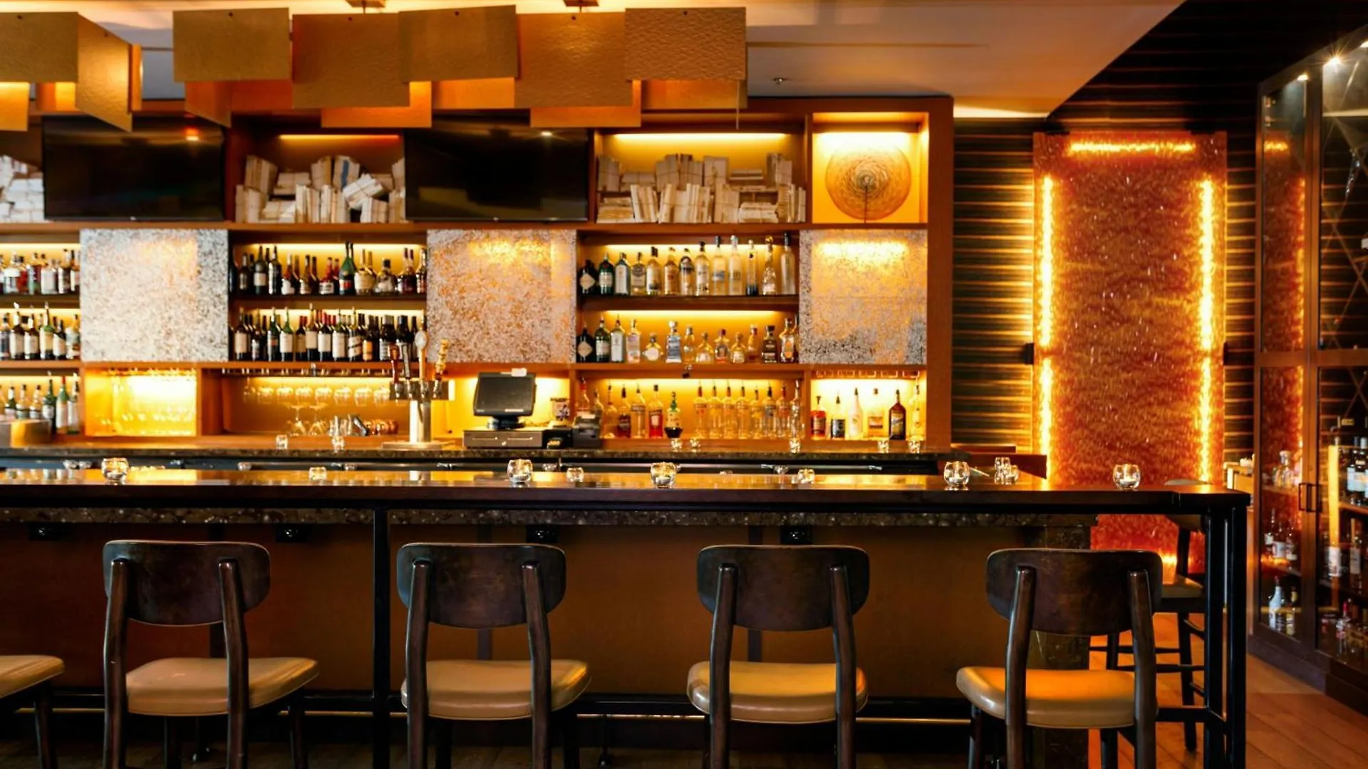 Renaissance Seattle Hotel