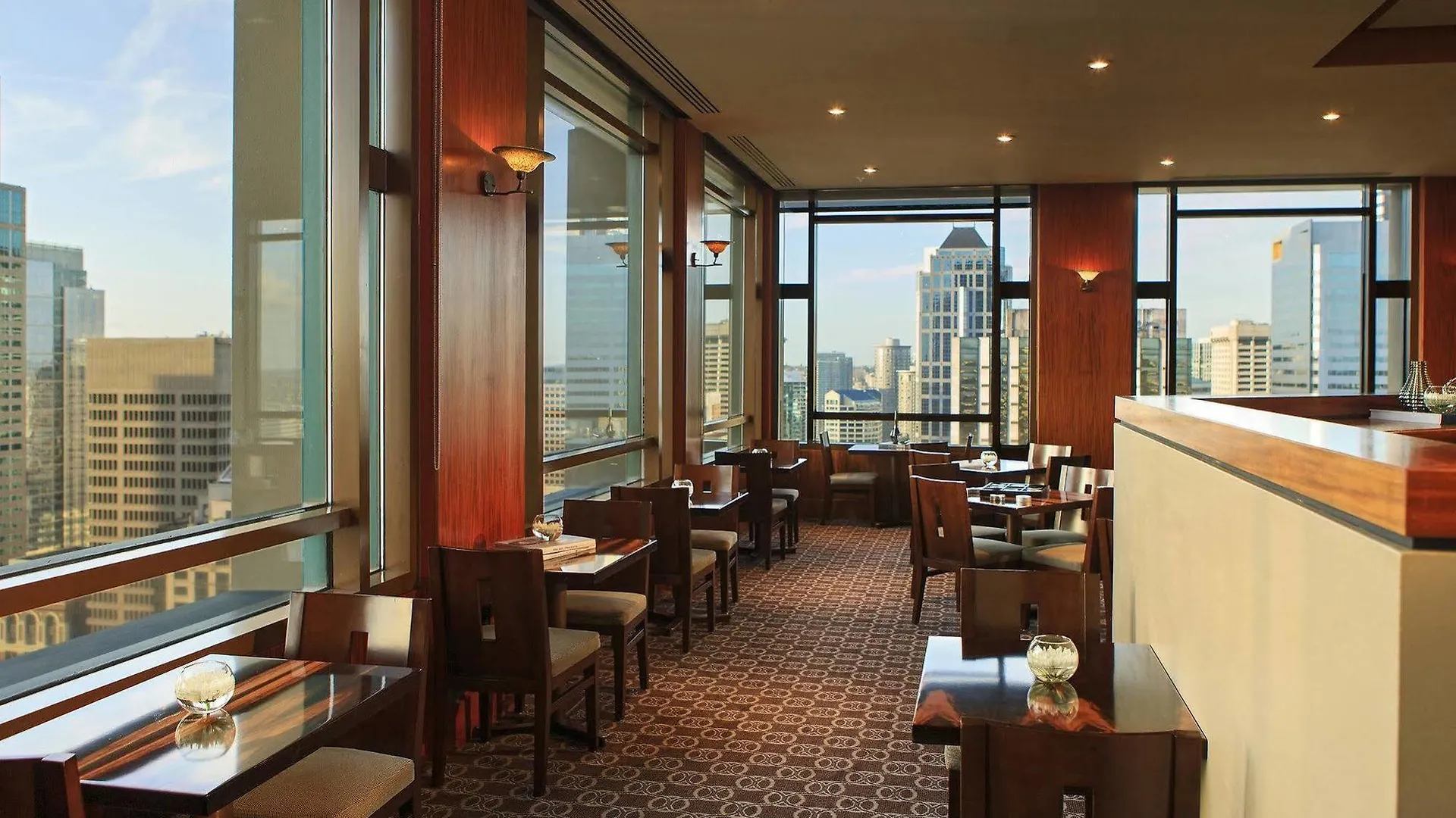 Renaissance Seattle Hotel 4*,