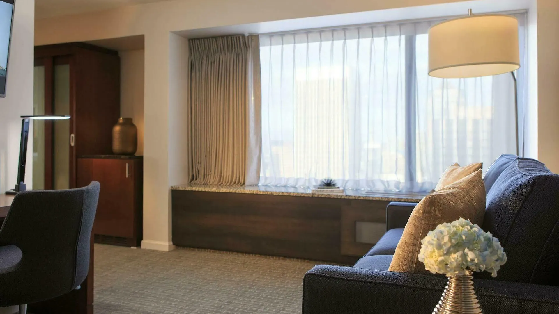 Renaissance Seattle Hotel
