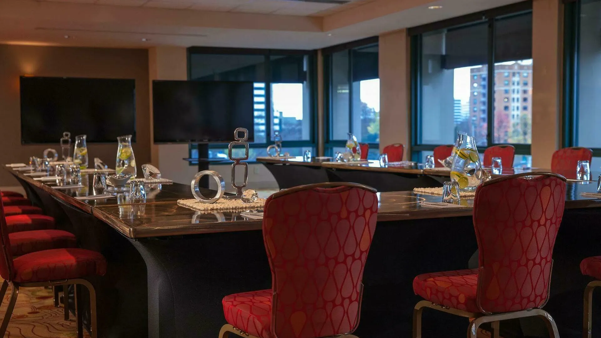 Renaissance Seattle Hotel