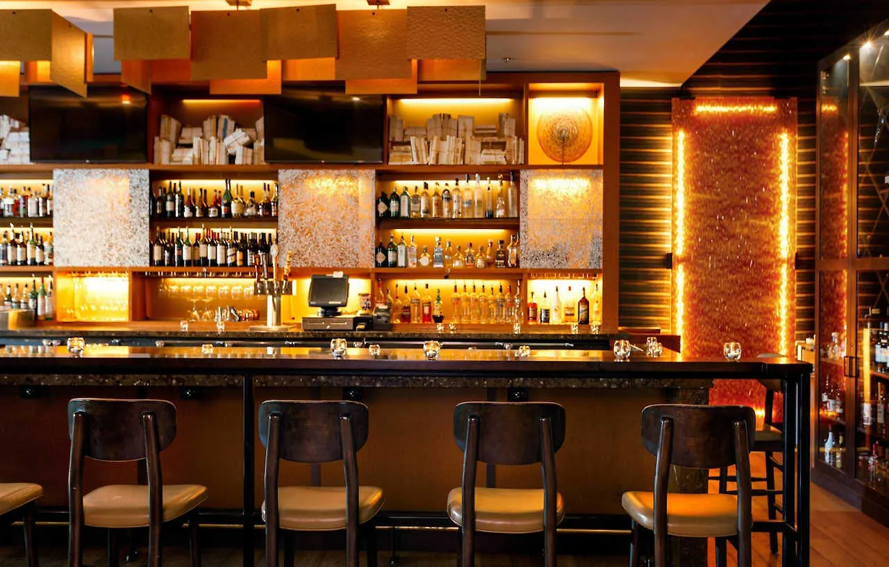 Renaissance Seattle Hotel 4*,